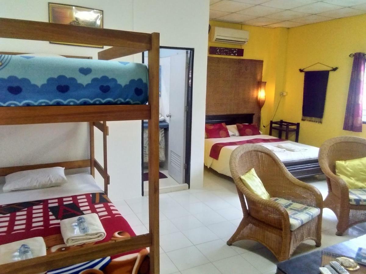 Captain Nemo Guesthouse เกาะเต่า ภายนอก รูปภาพ