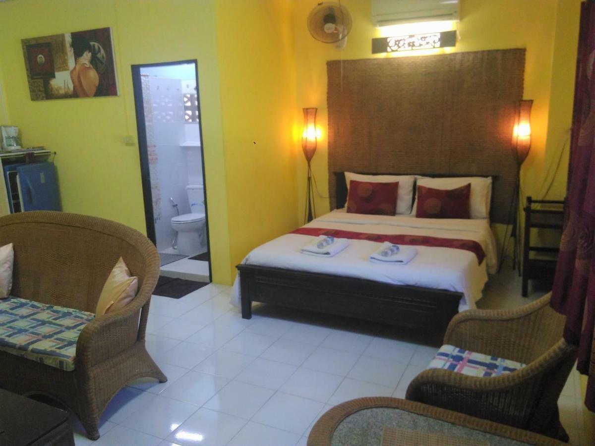 Captain Nemo Guesthouse เกาะเต่า ภายนอก รูปภาพ
