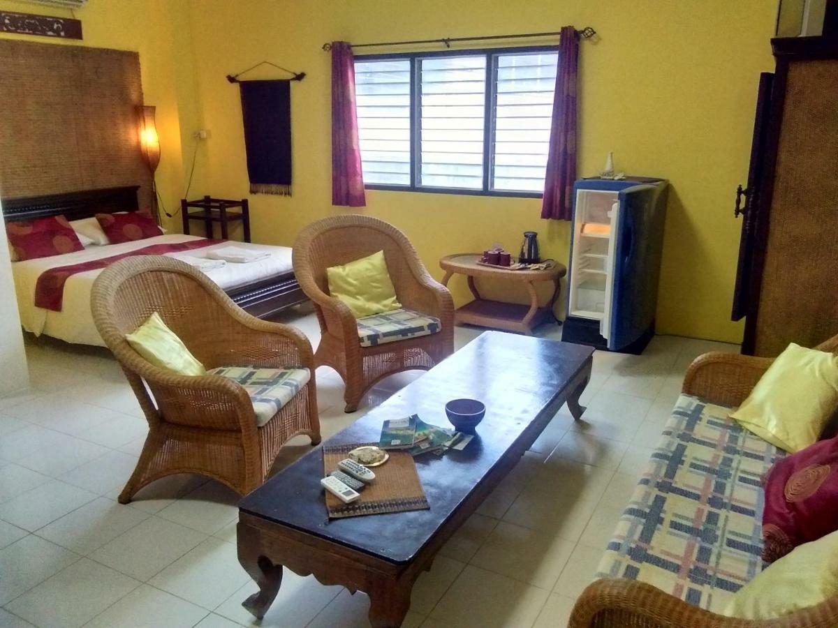 Captain Nemo Guesthouse เกาะเต่า ภายนอก รูปภาพ