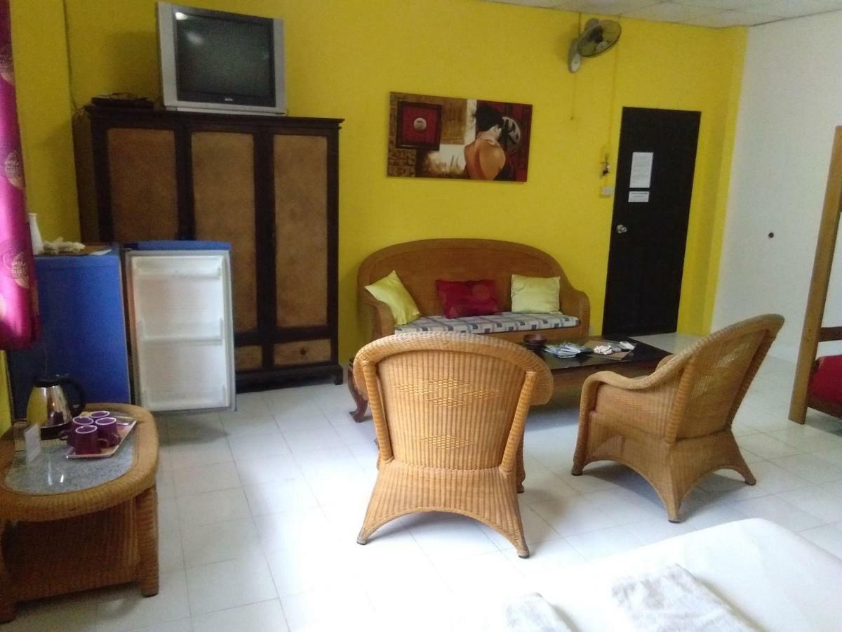 Captain Nemo Guesthouse เกาะเต่า ภายนอก รูปภาพ