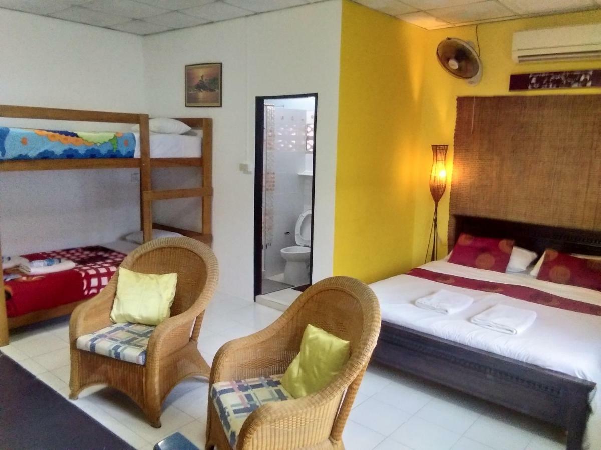 Captain Nemo Guesthouse เกาะเต่า ภายนอก รูปภาพ